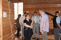 Pj:t puheilla museossa